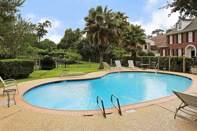 9400 Doliver Drive 45, Houston, TX 77063