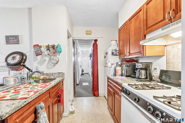 177 Thompson Street, Bridgeport, CT 06604