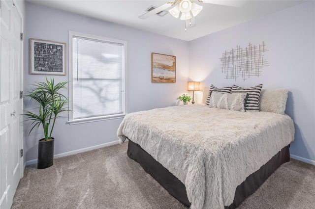 1733 Rock Hollow Loop, Bryan, TX 77807