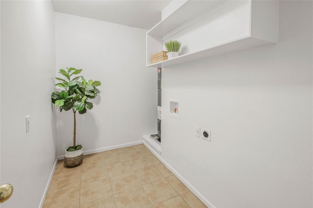 1733 Rock Hollow Loop, Bryan, TX 77807