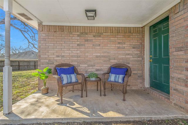 1733 Rock Hollow Loop, Bryan, TX 77807