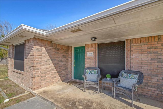 1733 Rock Hollow Loop, Bryan, TX 77807