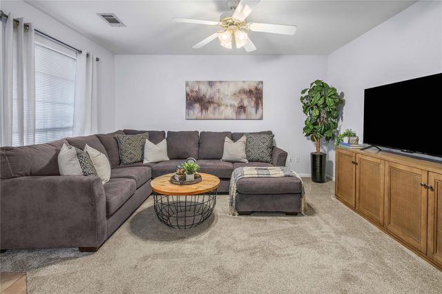 1733 Rock Hollow Loop, Bryan, TX 77807