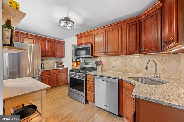 548 CLAREMONT RD, Springfield, PA 19064