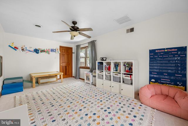 548 CLAREMONT RD, Springfield, PA 19064