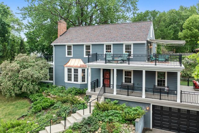 200 Thomas Avenue S, Minneapolis, MN 55405
