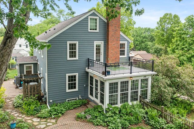 200 Thomas Avenue S, Minneapolis, MN 55405
