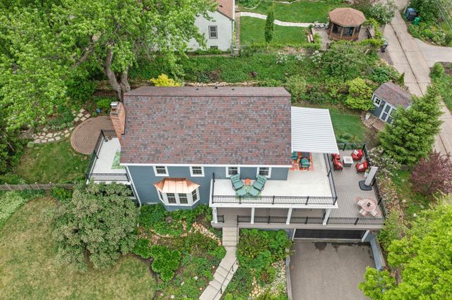 200 Thomas Avenue S, Minneapolis, MN 55405