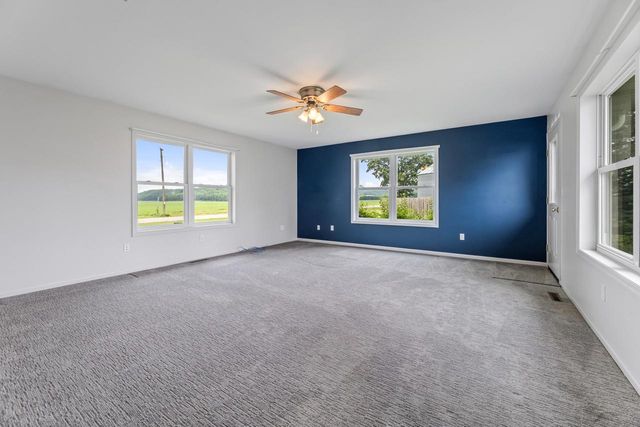 W22882 Little Tamarack ROAD, Galesville, WI 54630