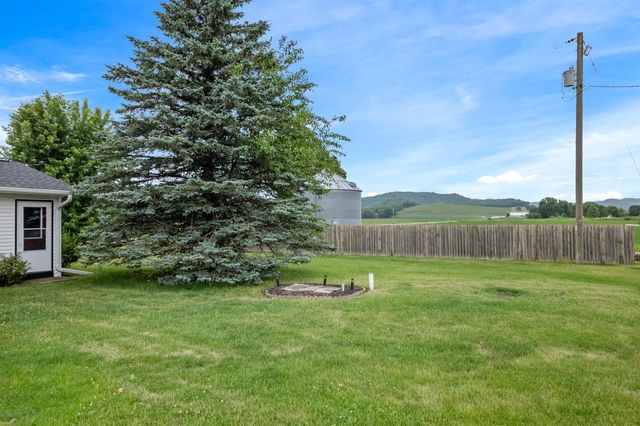 W22882 Little Tamarack ROAD, Galesville, WI 54630