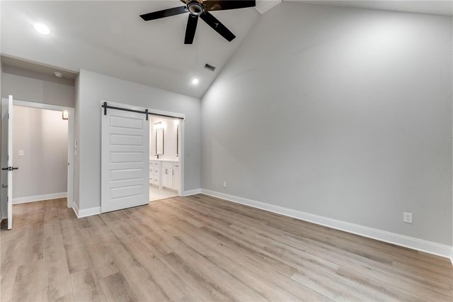 8 Brentwood Drive, Bella Vista, AR 72715