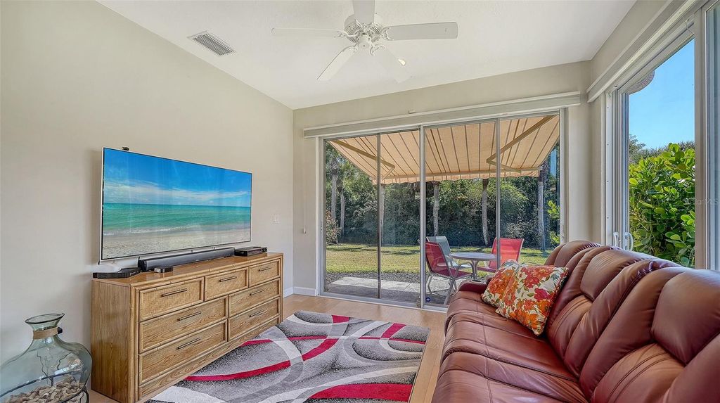 Image 13 of property listing at 3782 AMAPOLA LANE, Sarasota, FL 34238