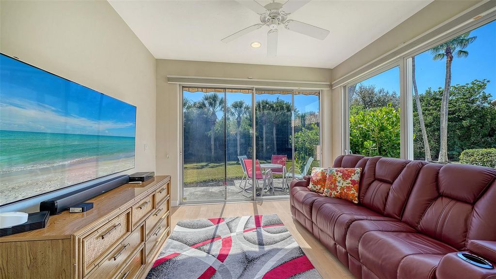 Image 14 of property listing at 3782 AMAPOLA LANE, Sarasota, FL 34238