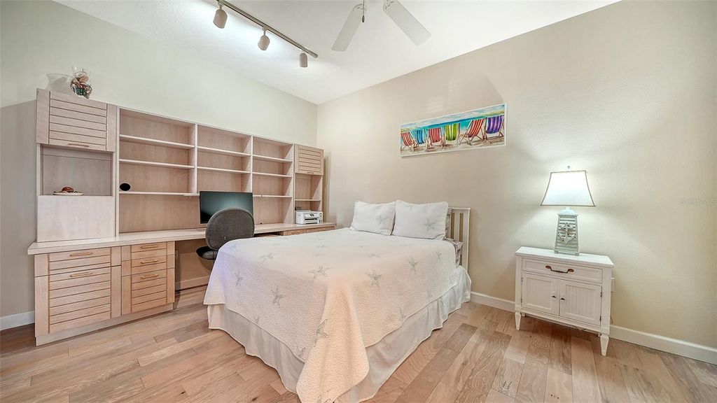 Image 40 of property listing at 3782 AMAPOLA LANE, Sarasota, FL 34238