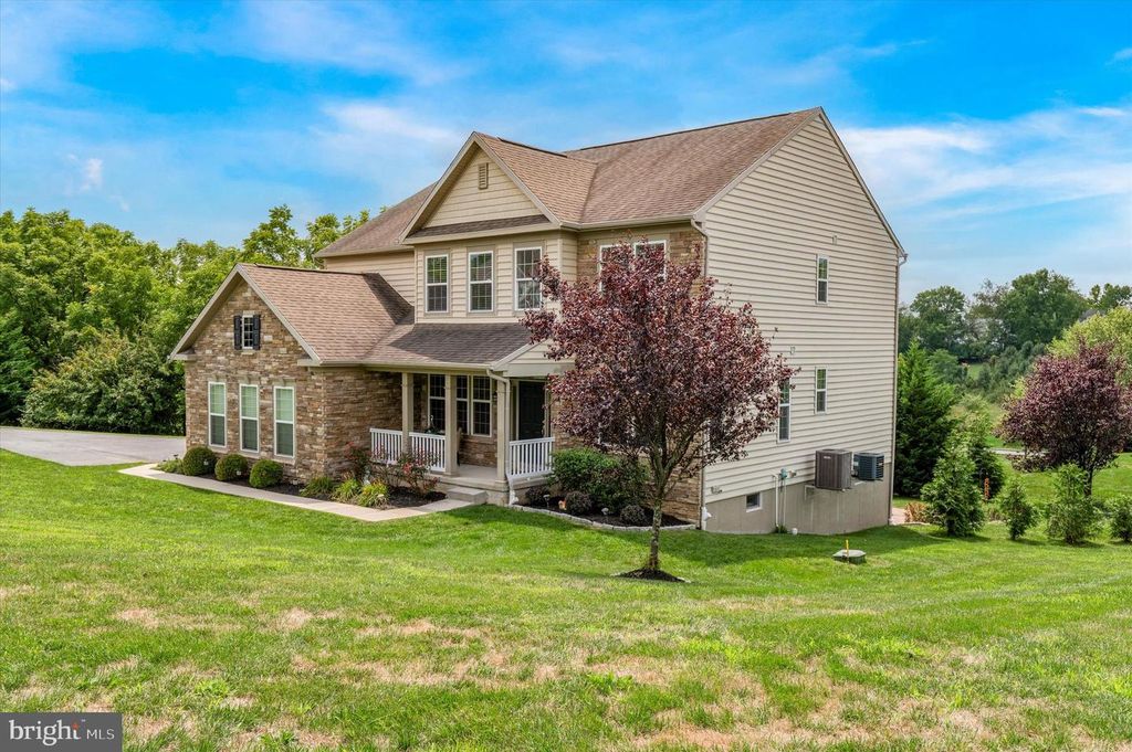 19 LAMMEY WAY, Downingtown, PA 19335