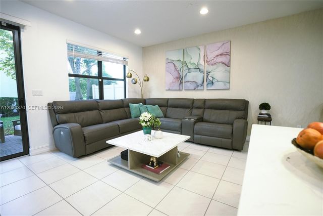 10111 Akenside Dr 10111, Boca Raton, FL 33428