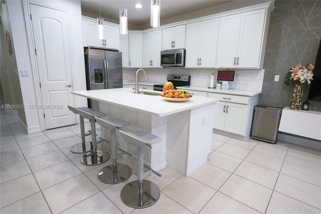 10111 Akenside Dr 10111, Boca Raton, FL 33428
