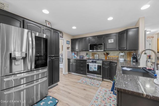 2842 N Stone Pines CT, Coeur D'alene, ID 83815