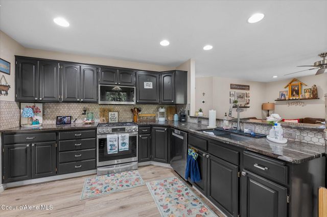 2842 N Stone Pines CT, Coeur D'alene, ID 83815