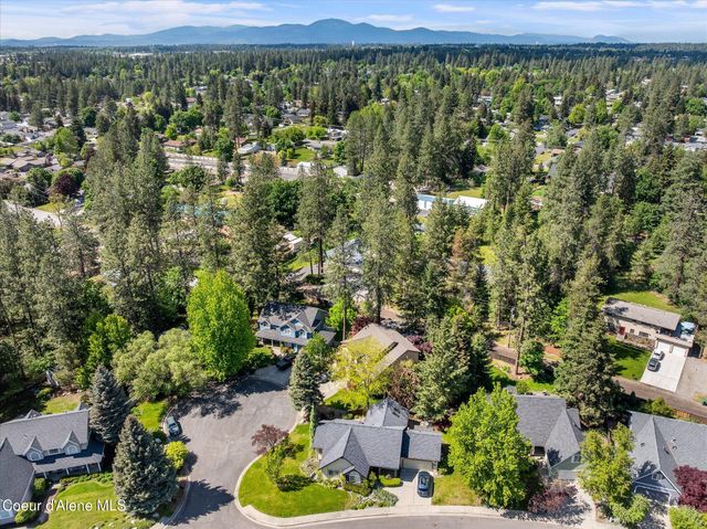 2842 N Stone Pines CT, Coeur D'alene, ID 83815