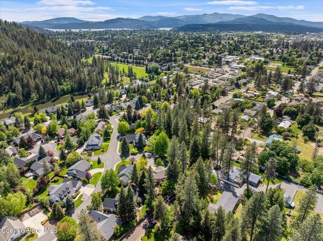 2842 N Stone Pines CT, Coeur D'alene, ID 83815