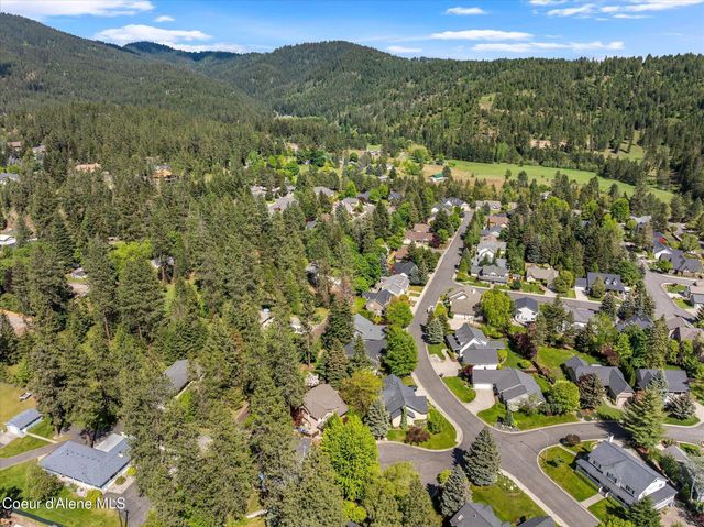 2842 N Stone Pines CT, Coeur D'alene, ID 83815