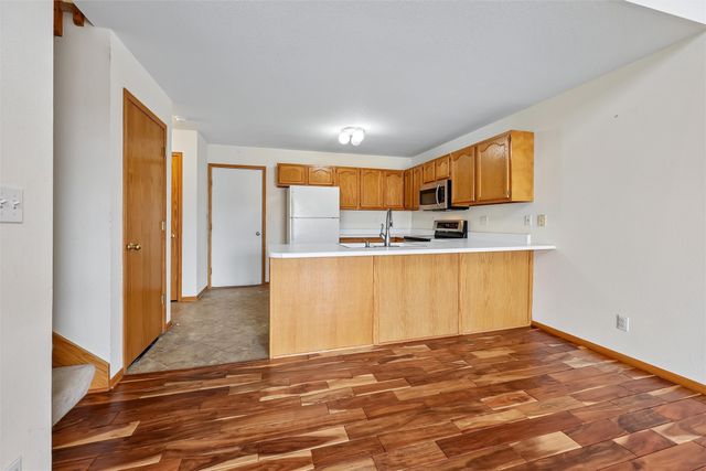 4255 Eisenhower Lane 17, Ames, IA 50010