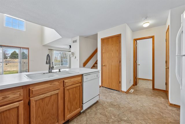 4255 Eisenhower Lane 17, Ames, IA 50010