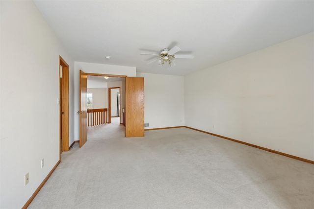 4255 Eisenhower Lane 17, Ames, IA 50010