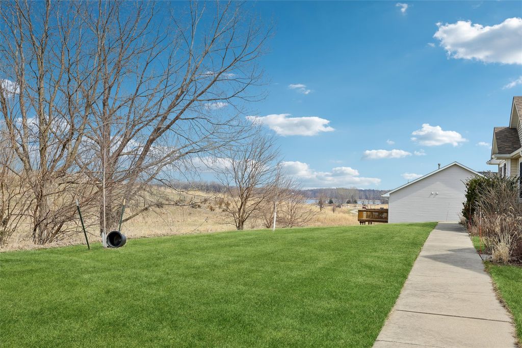 4255 Eisenhower Lane 17, Ames, IA 50010
