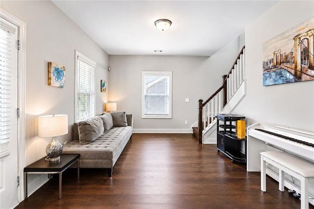1618 Habershal Road NW, Atlanta, GA 30318