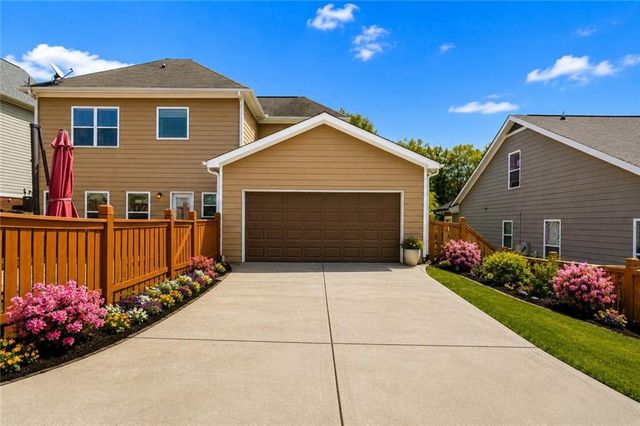 1618 Habershal Road NW, Atlanta, GA 30318