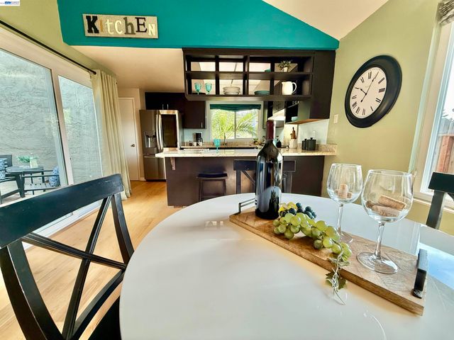 797 Coral Ridge Cir, Rodeo, CA 94572