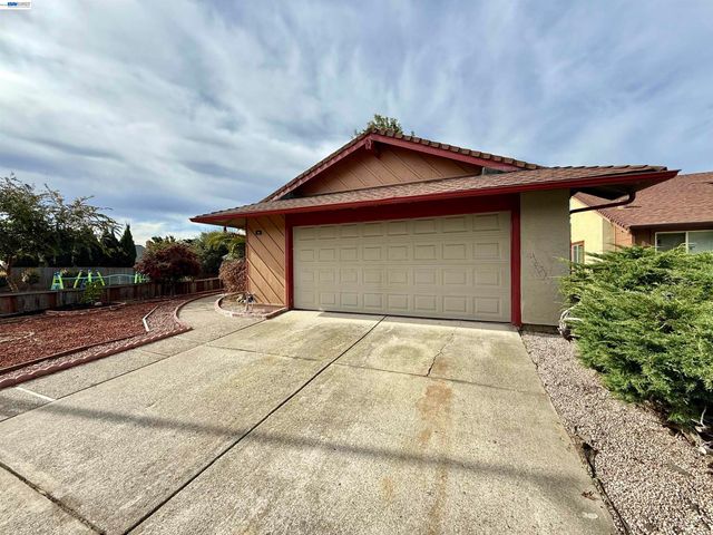 797 Coral Ridge Cir, Rodeo, CA 94572