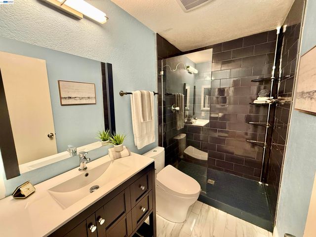 797 Coral Ridge Cir, Rodeo, CA 94572