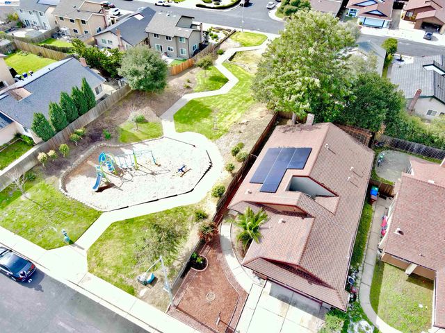 797 Coral Ridge Cir, Rodeo, CA 94572