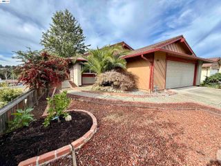 797 Coral Ridge Cir, Rodeo, CA 94572