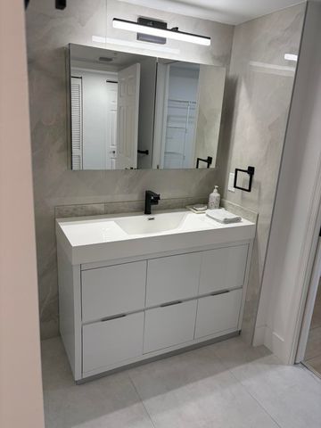 1801 N FLAGLER Drive 824, West Palm Beach, FL 33407