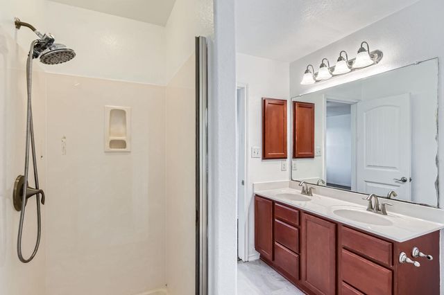 6017 Randleman DR, Del Valle, TX 78617
