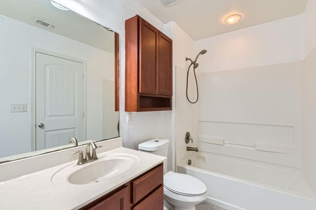 6017 Randleman DR, Del Valle, TX 78617