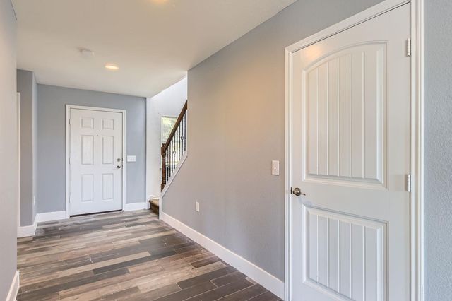 6017 Randleman DR, Del Valle, TX 78617