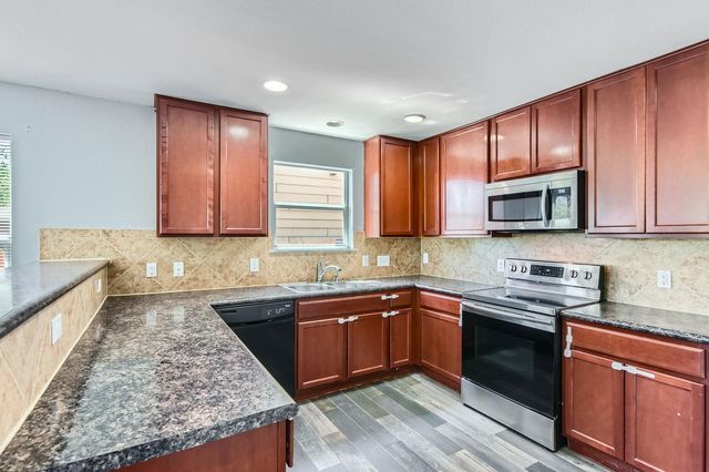 6017 Randleman DR, Del Valle, TX 78617