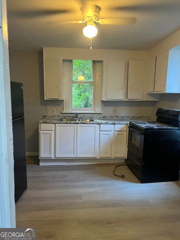 92 Woodlawn Avenue, Winder, GA 30680