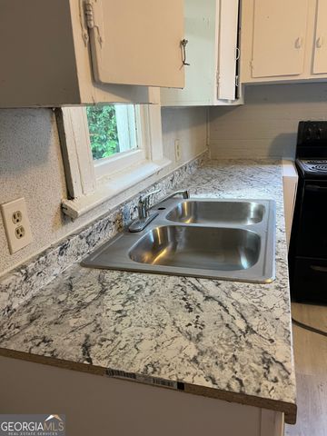 92 Woodlawn Avenue, Winder, GA 30680