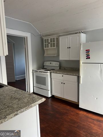 92 Woodlawn Avenue, Winder, GA 30680