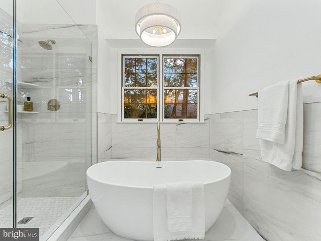 115 FORREST HILLS DR, Voorhees, NJ 08043