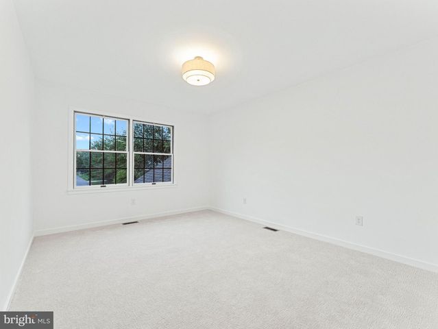 115 FORREST HILLS DR, Voorhees, NJ 08043