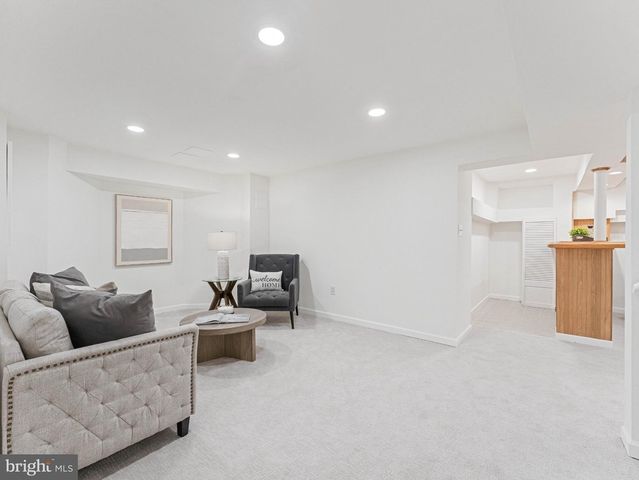 115 FORREST HILLS DR, Voorhees, NJ 08043