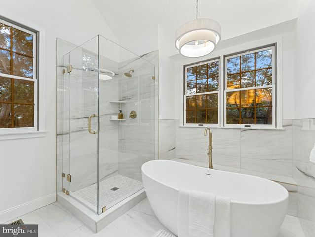 115 FORREST HILLS DR, Voorhees, NJ 08043
