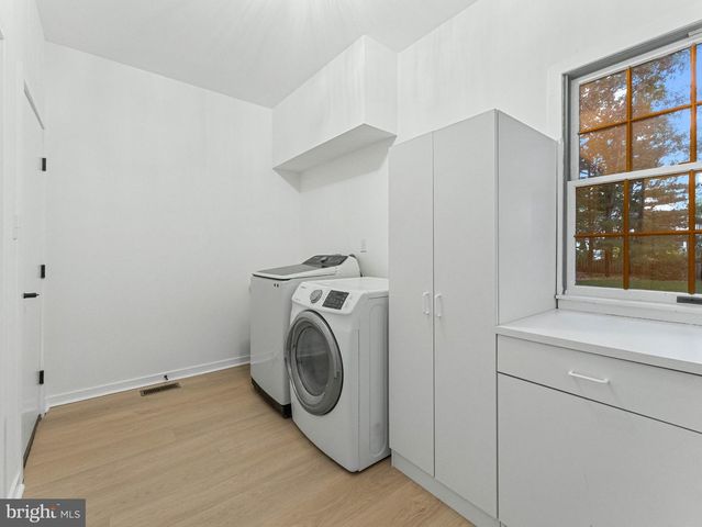 115 FORREST HILLS DR, Voorhees, NJ 08043